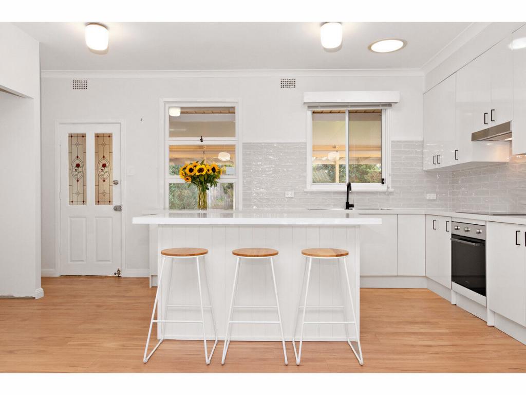 52 Lucas Cres, Adamstown Heights, NSW 2289