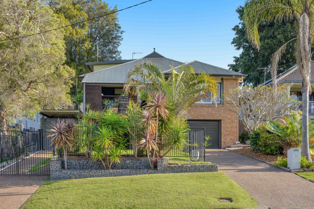 11 Montrose Ave, Adamstown Heights, NSW 2289