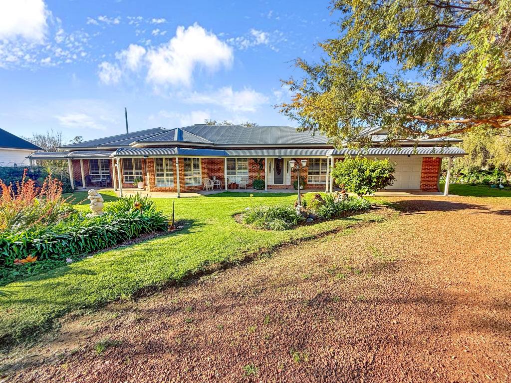 110 Palm Ave, Leeton, NSW 2705