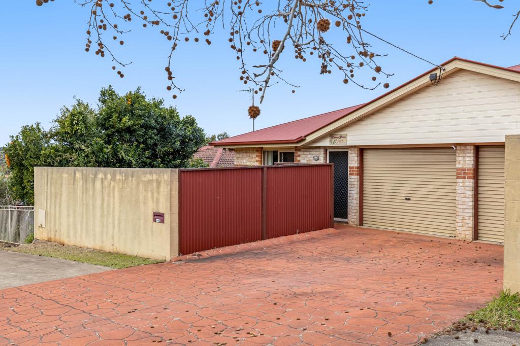 1/400 Alderley St, Kearneys Spring, QLD 4350