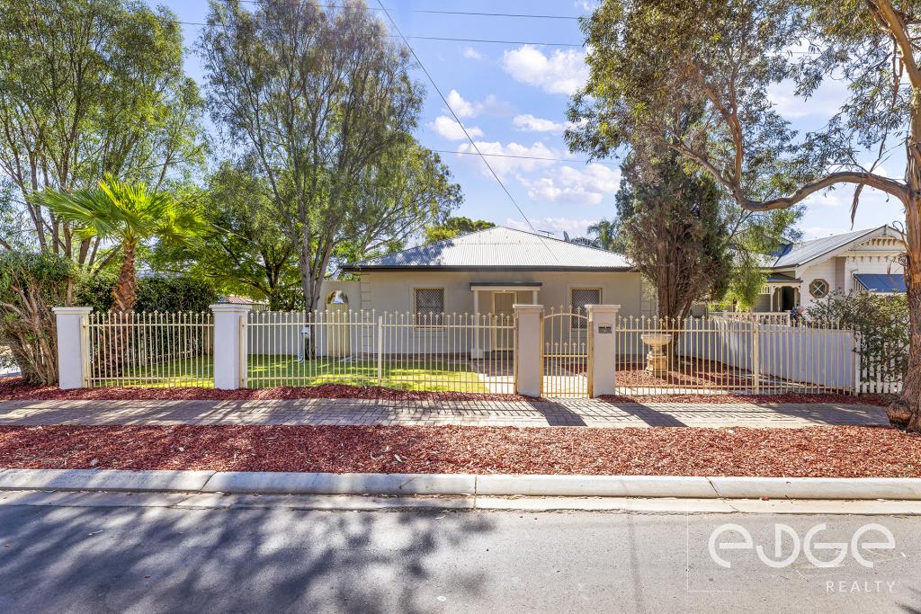27 Queen St, Smithfield, SA 5114