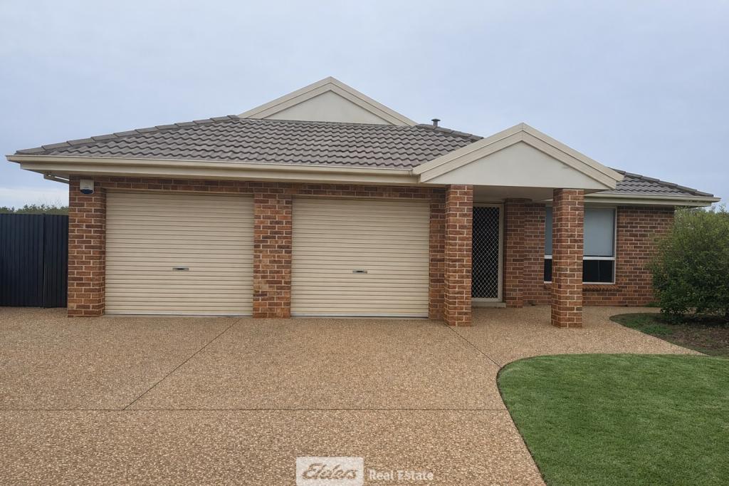 15 Robrick Cl, Griffith, NSW 2680