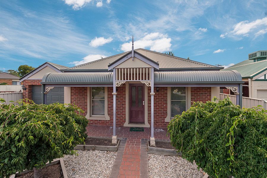 11 Leawood Gld, Craigieburn, VIC 3064