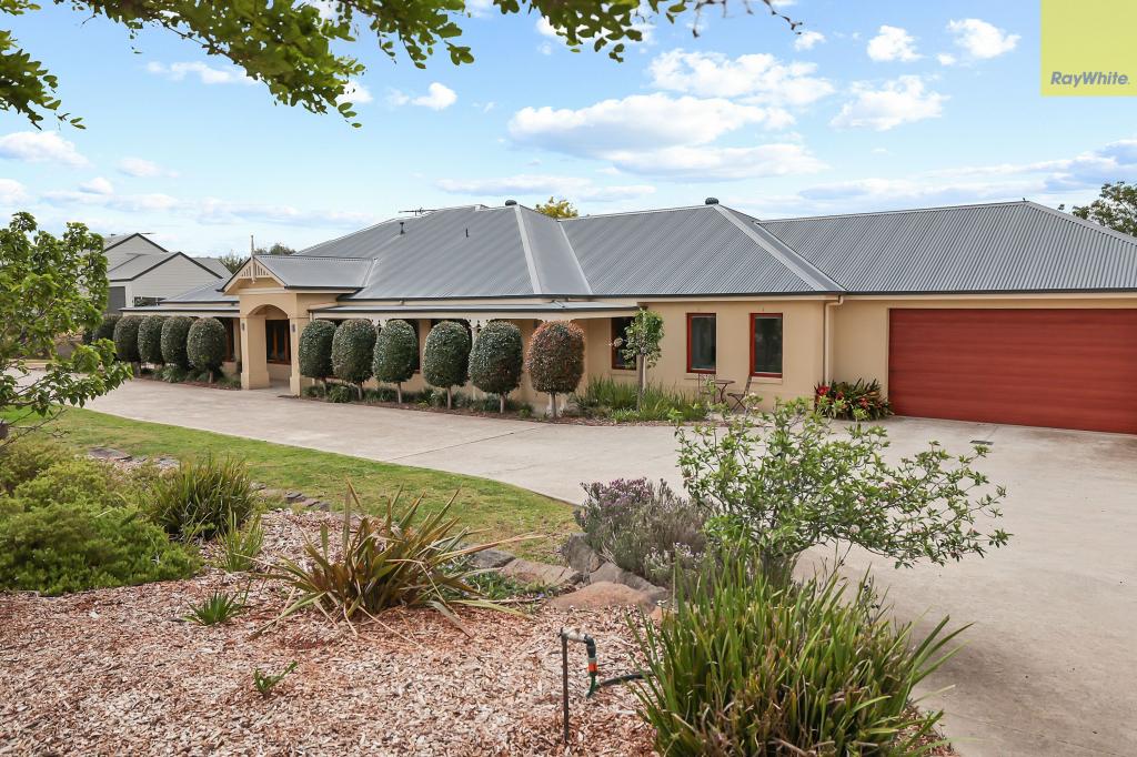 4 Eyrie Ct, Hopetoun Park, VIC 3340