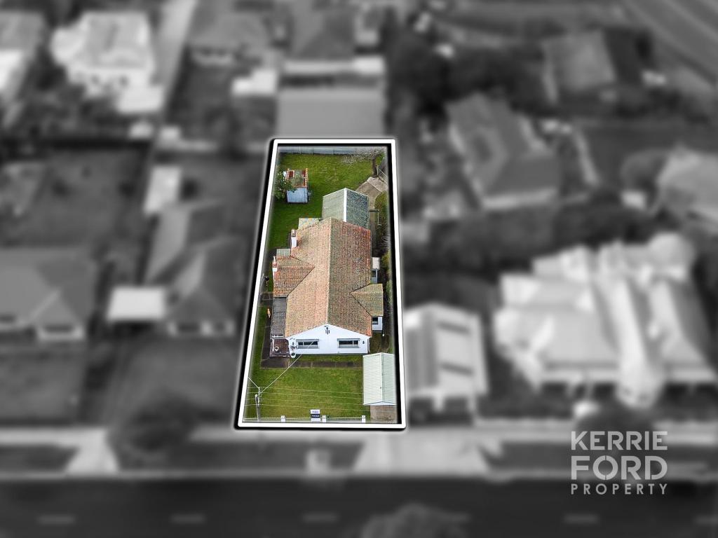 4 LOCH PARK RD, TRARALGON, VIC 3844