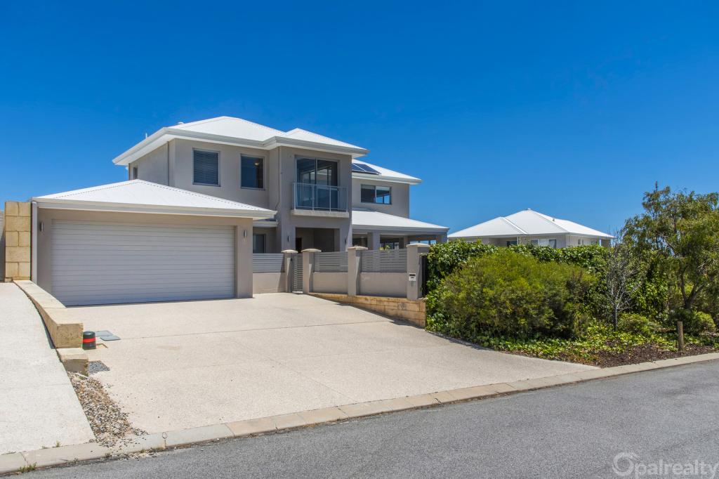 2 Caloundra St, Secret Harbour, WA 6173