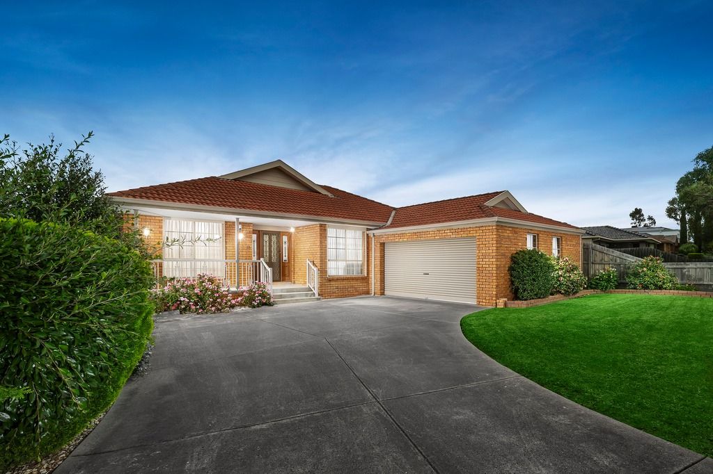 15 Telopea Cres, Mill Park, VIC 3082