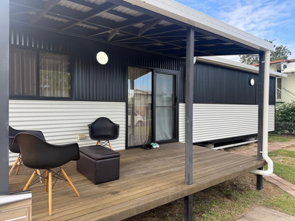 5 Churchill St, Park Avenue, QLD 4701