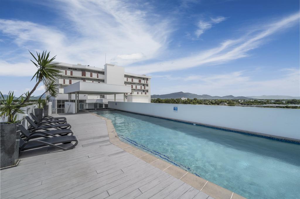 17/2-4 KINGSWAY PL, TOWNSVILLE CITY, QLD 4810