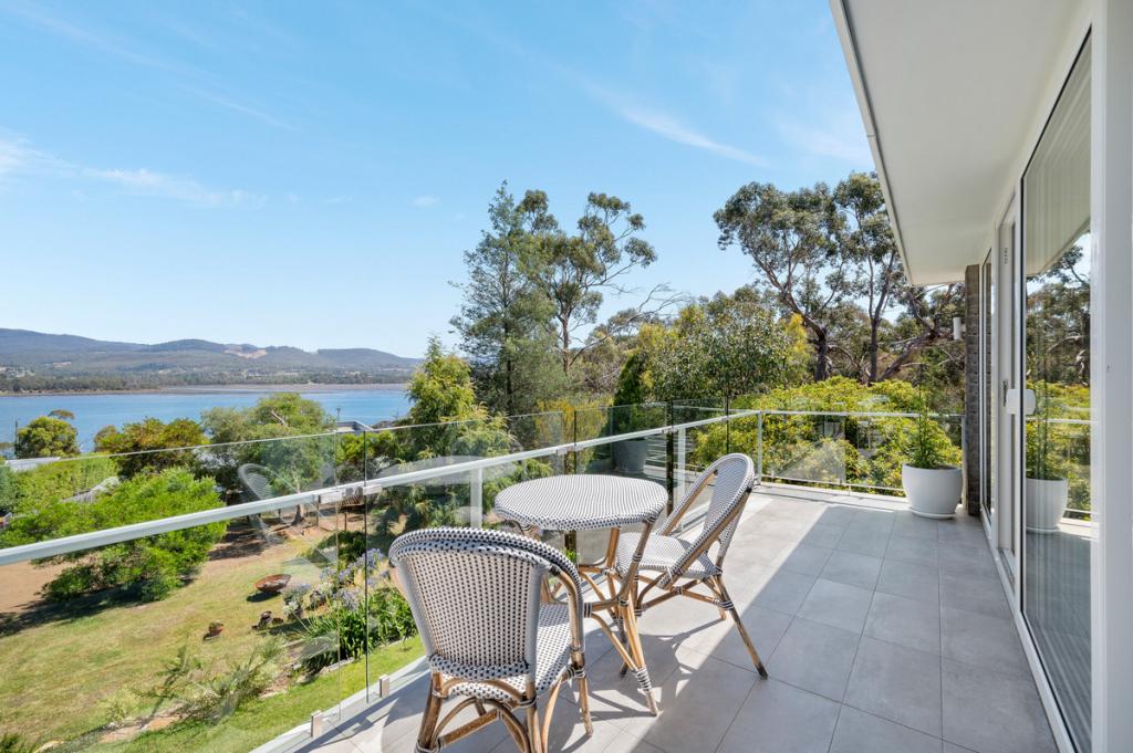 398 Howden Rd, Howden, TAS 7054