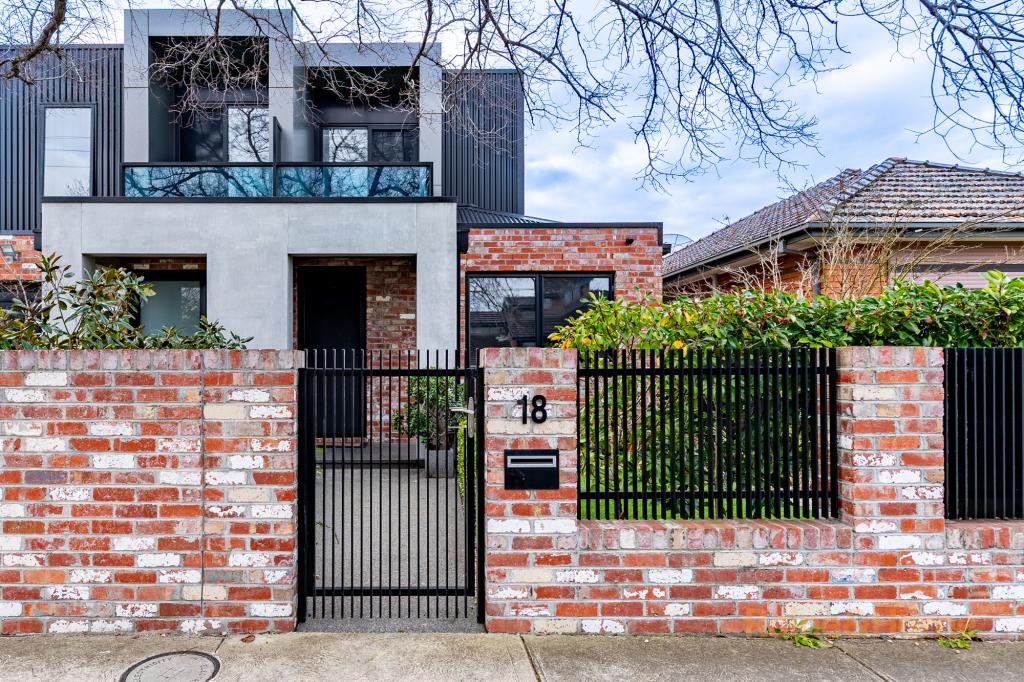 18 Decarle St, Coburg, VIC 3058