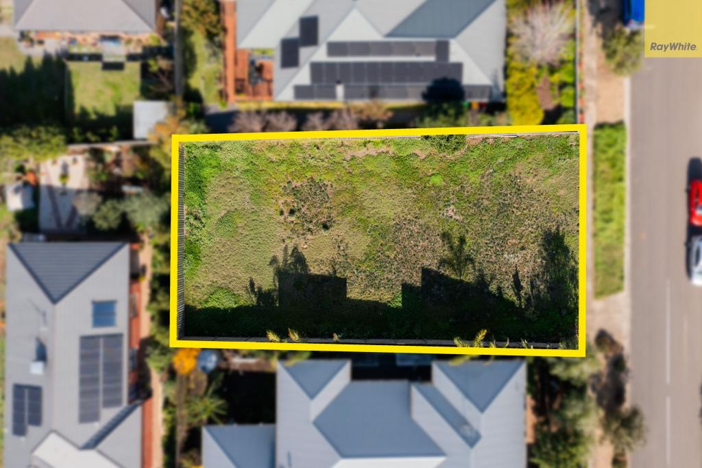 3 HAMISH RD, DARLEY, VIC 3340