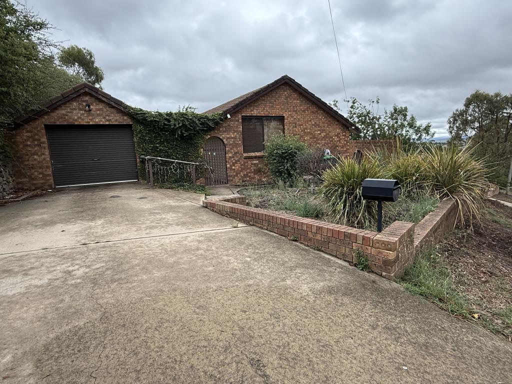 6 Doondoo Pl, Cooma, NSW 2630