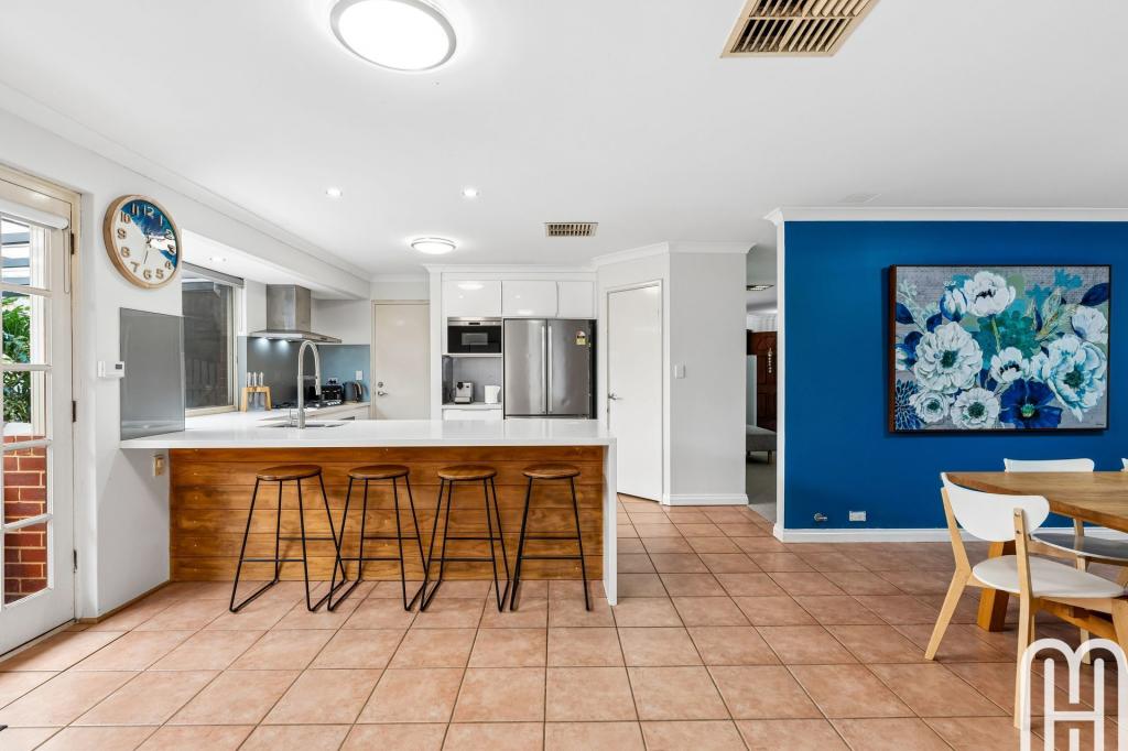 4 Tourner Rtt, Atwell, WA 6164