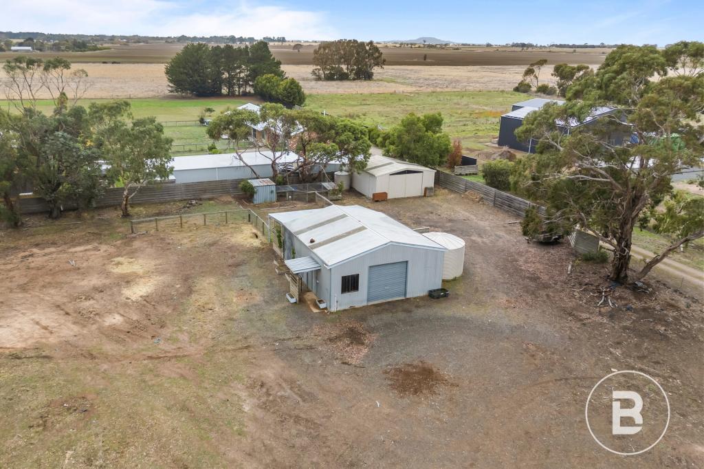 37 Whites Rd, Cardigan, VIC 3352