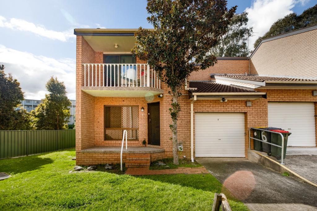 7/3 Illawong Rd, Leumeah, NSW 2560