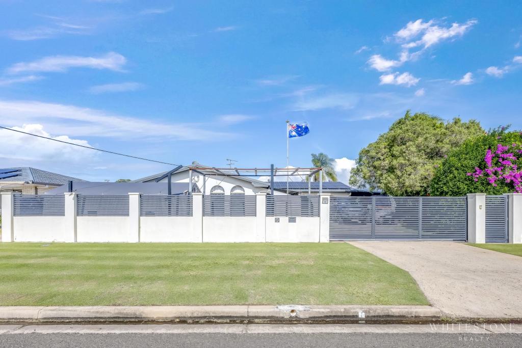 10 Brady St, Avenell Heights, QLD 4670