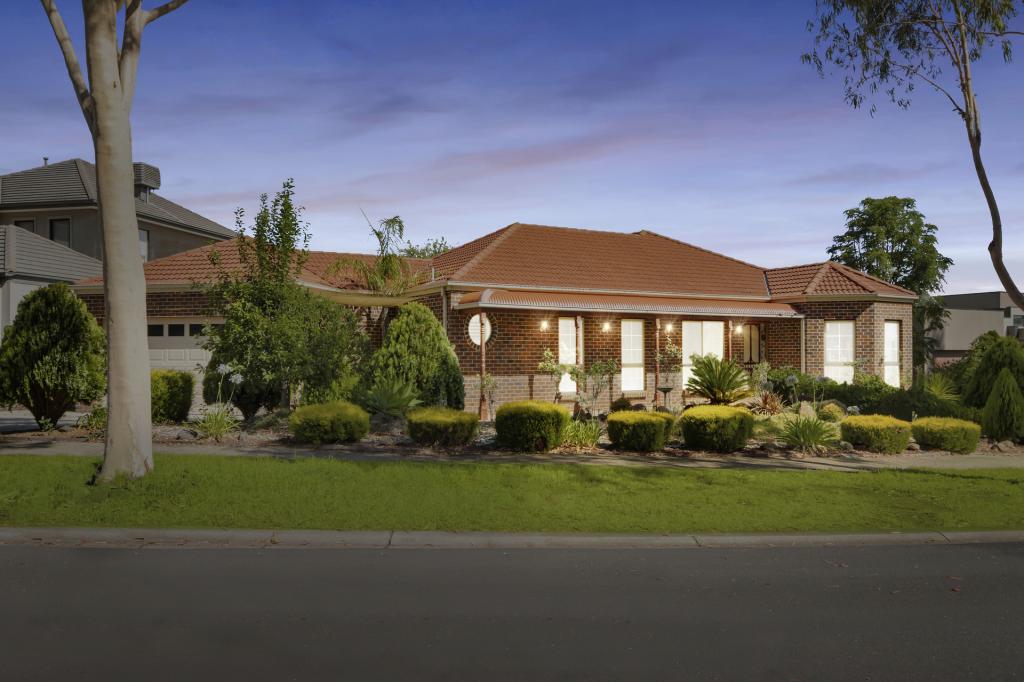 25 Kororoit App, Caroline Springs, VIC 3023