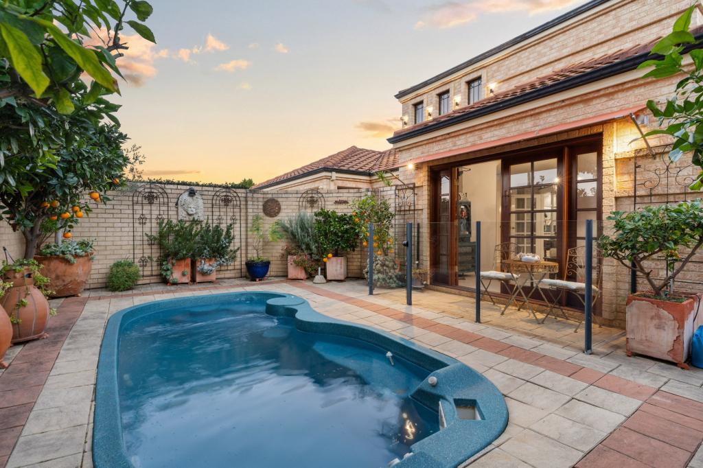 44 Wright Cres, Bayswater, WA 6053