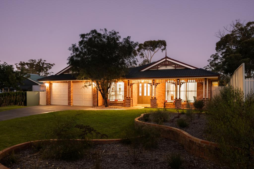 5 Queens View Cres, Lawson, NSW 2783