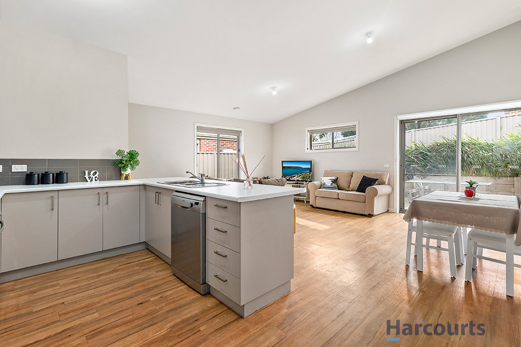 8/341a Humffray St N, Brown Hill, VIC 3350