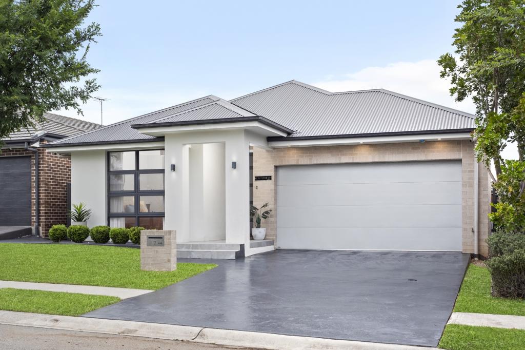 7 Glycine St, Denham Court, NSW 2565