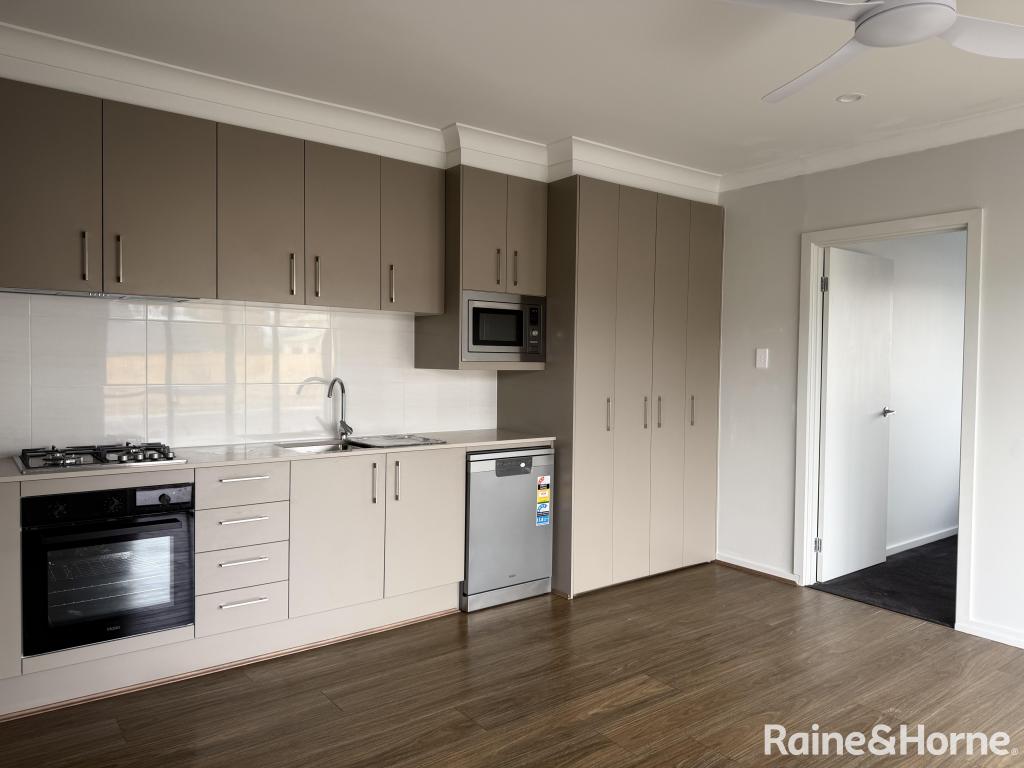 43A BEACONSFIELD RD, MOSS VALE, NSW 2577
