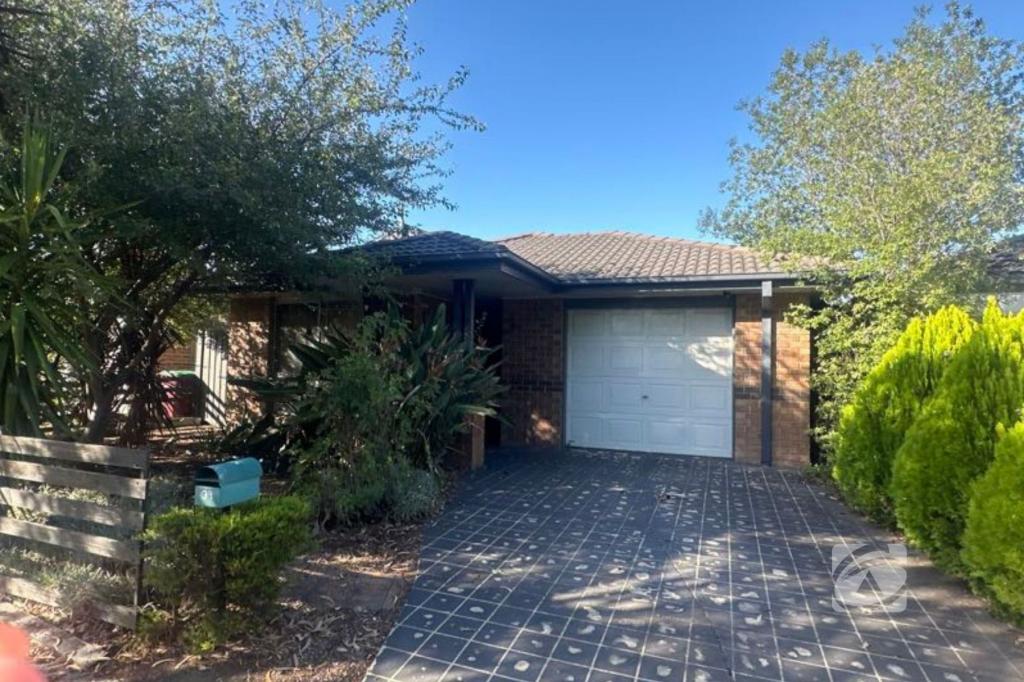 39 Melzak Way, Berwick, VIC 3806
