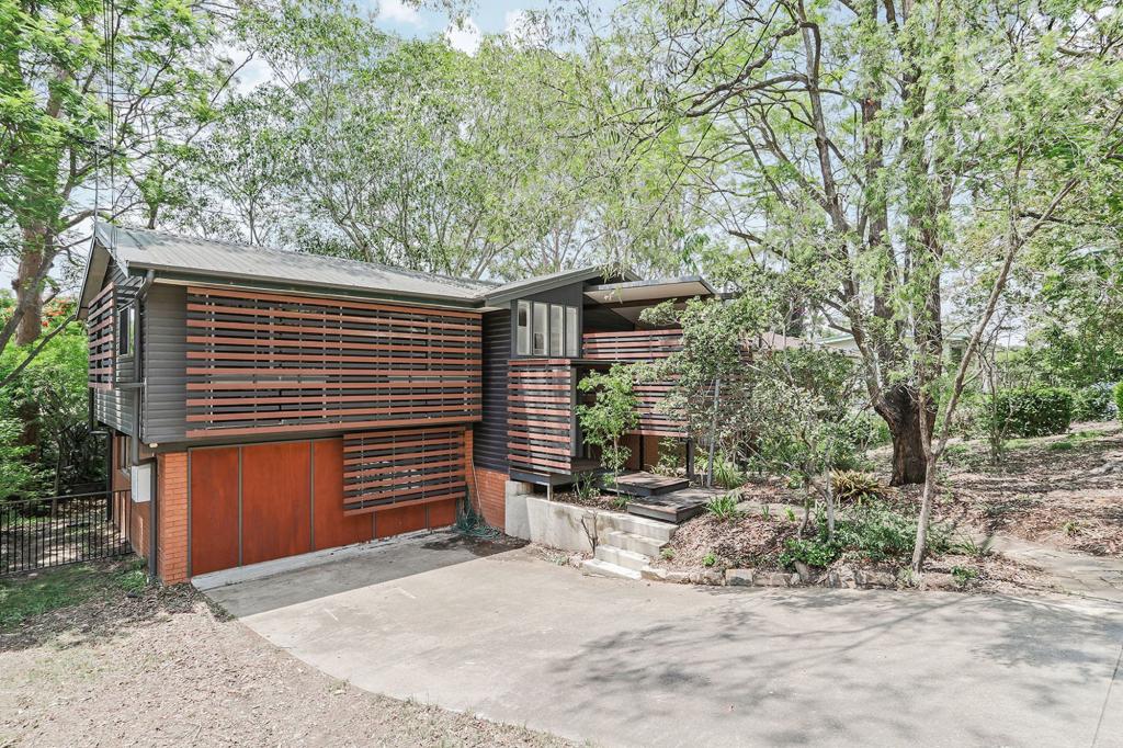 63 Almeida St, Indooroopilly, QLD 4068