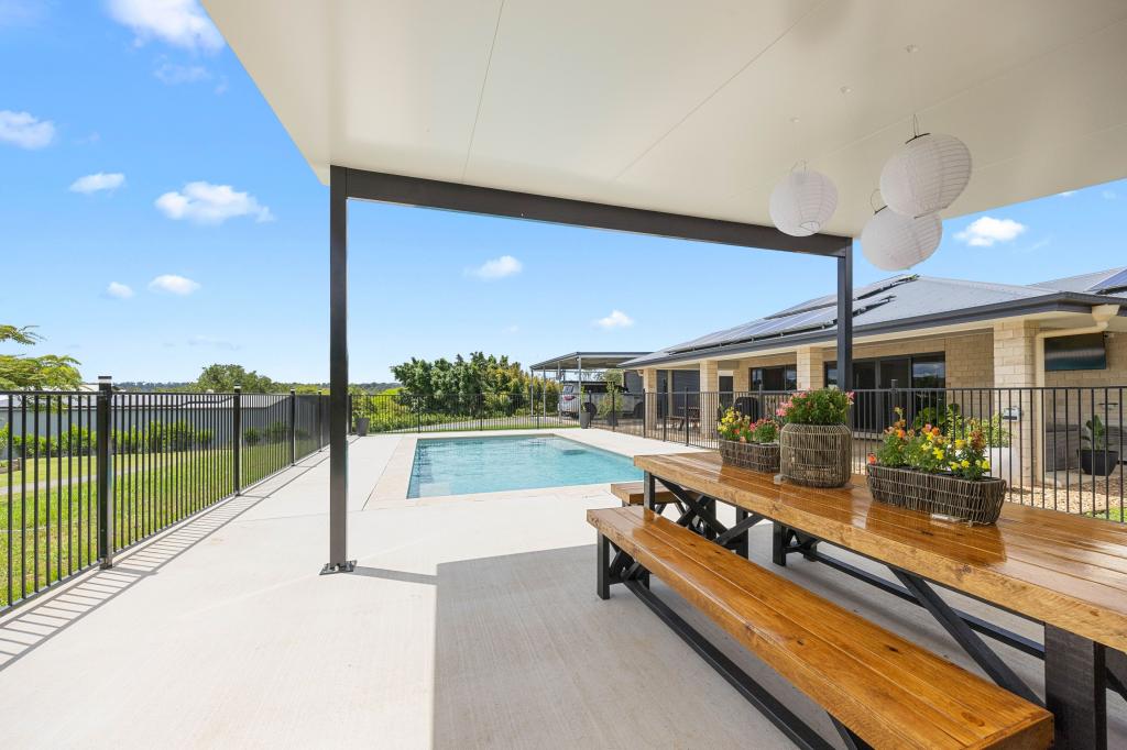 71 Robert Rd, Chatsworth, QLD 4570