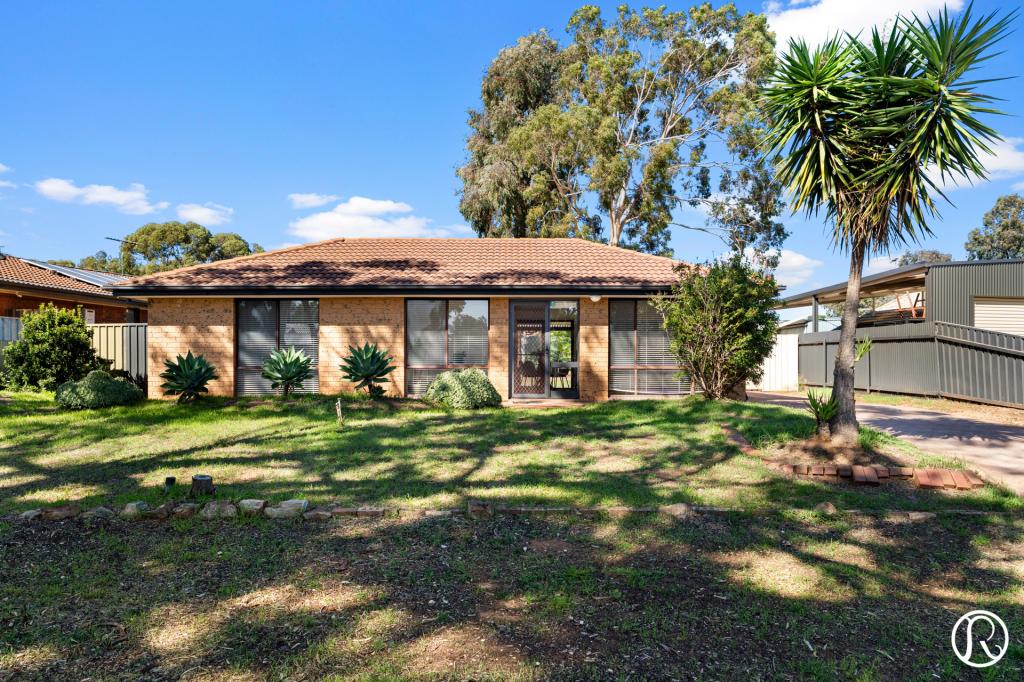 62 Damian Dr, Salisbury Heights, SA 5109