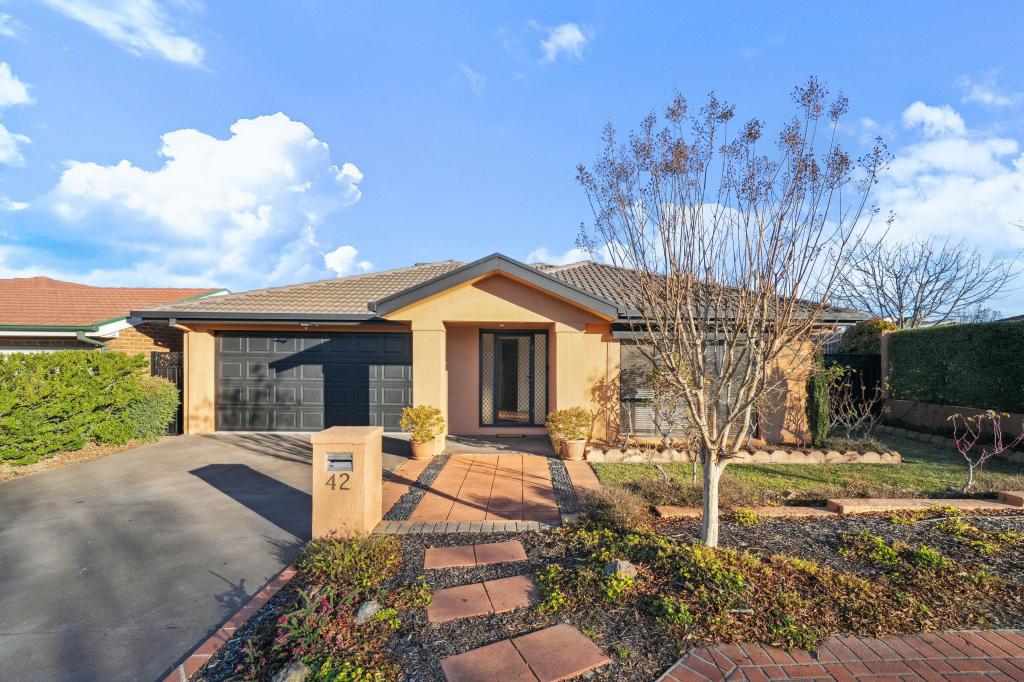 42 Shoobridge Cct, Dunlop, ACT 2615