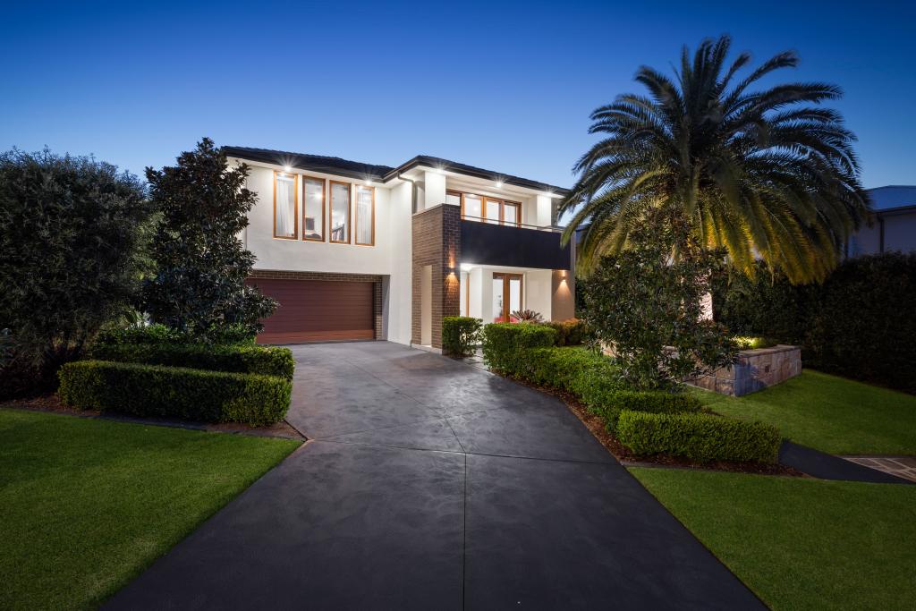 4 Bow Pl, Harrington Park, NSW 2567