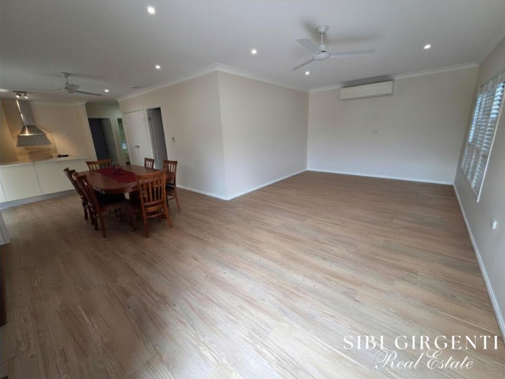 1b Bourke St, Mareeba, QLD 4880