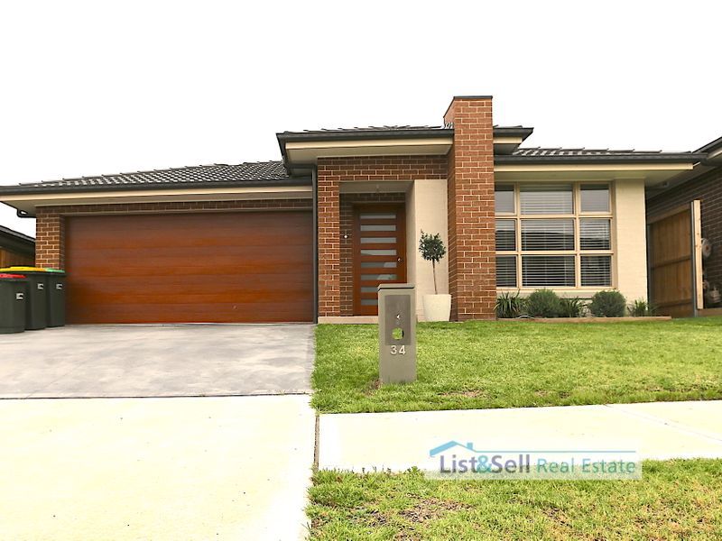 34 HEMMIE RD, EDMONDSON PARK, NSW 2174