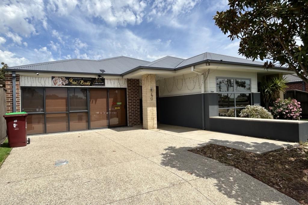 40 Waterbury St, Cranbourne, VIC 3977