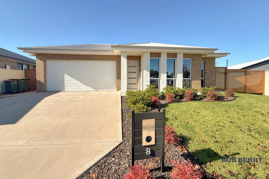 8 Molonglo Cres, Dubbo, NSW 2830
