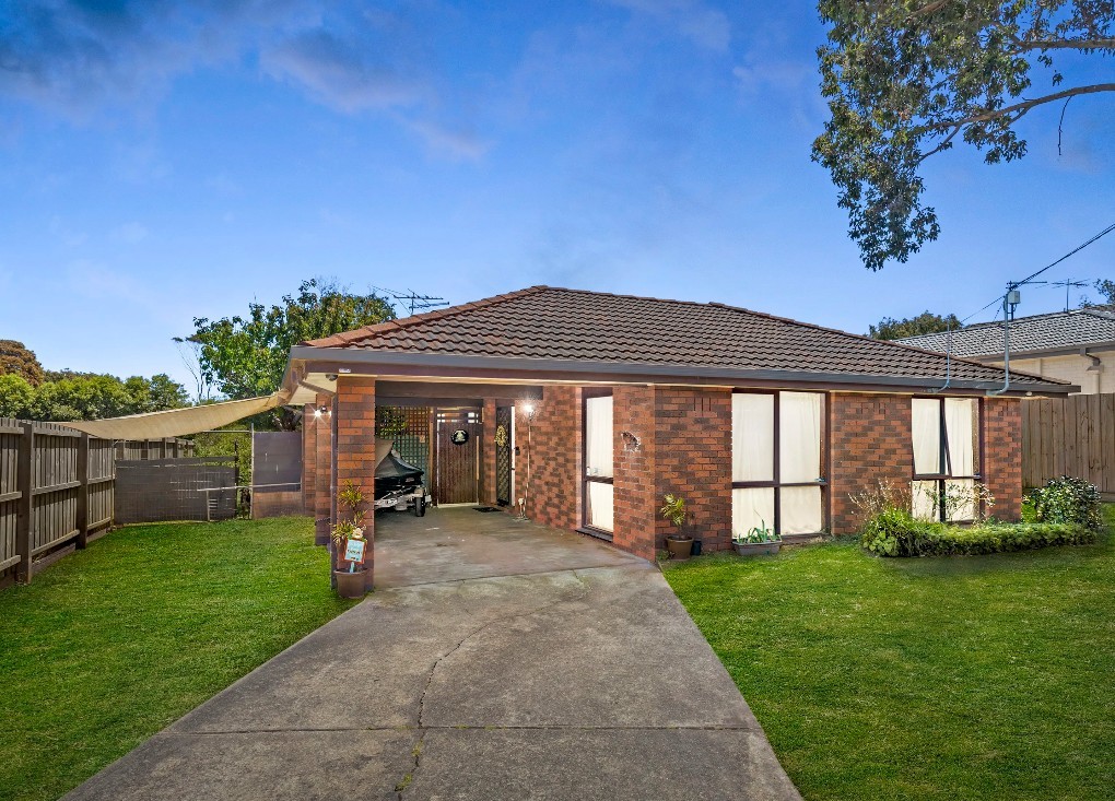 60 Whitehead Gr, Rosebud, VIC 3939