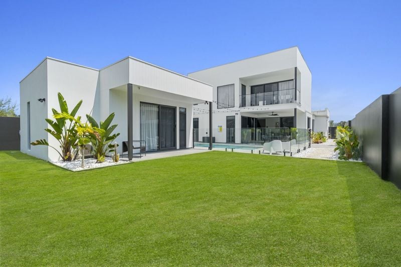 85 Lake Serenity Bvd, Helensvale, QLD 4212