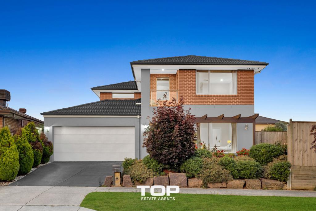 15 Raeburn Dr, Clyde North, VIC 3978