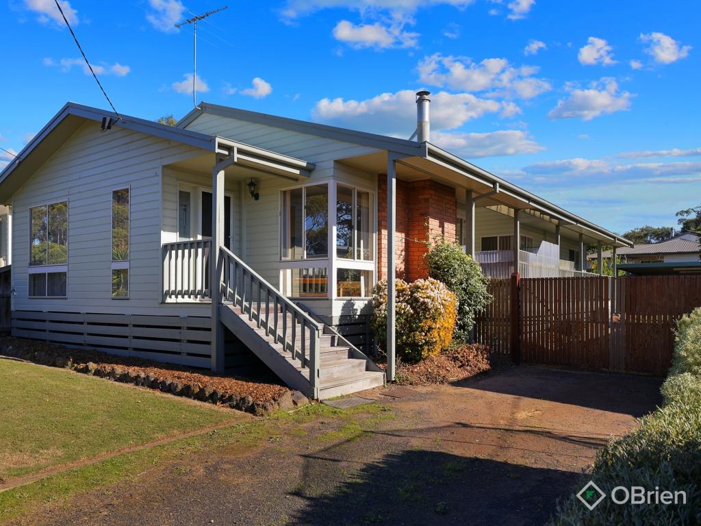 26 Scenic Dr, Cowes, VIC 3922
