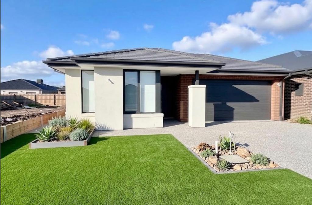 12 TANE ST, WYNDHAM VALE, VIC 3024