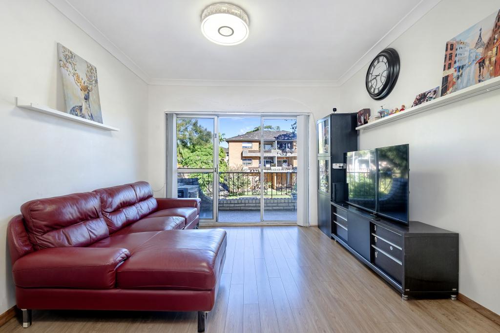 4/6 Carnarvon St, Carlton, NSW 2218