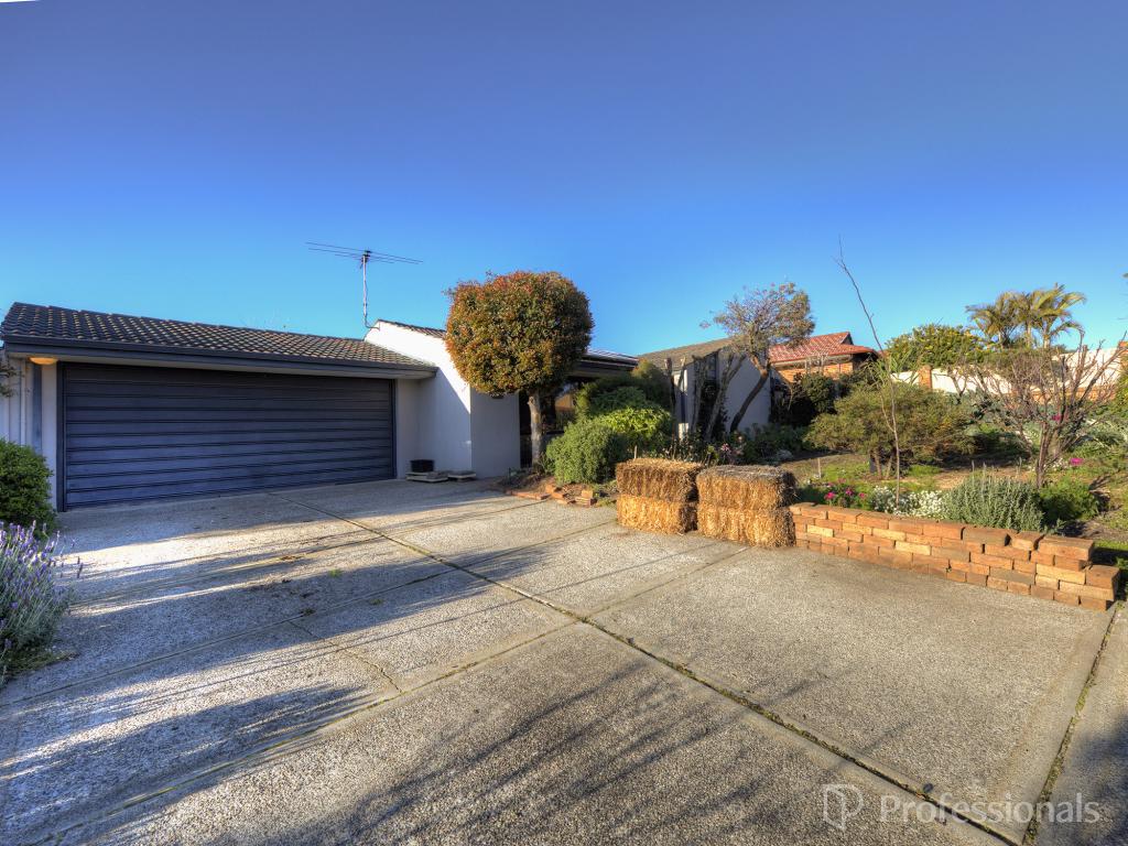 9 Cornhill Cres, Alexander Heights, WA 6064