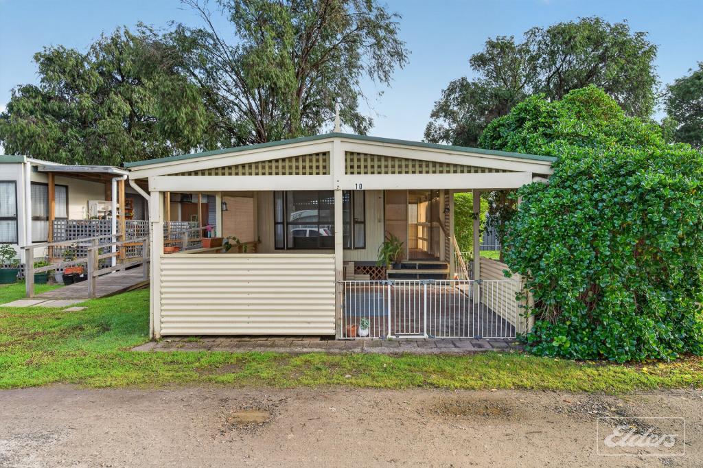 CABIN 10, BAY RD, VICTOR HARBOR, SA 5211