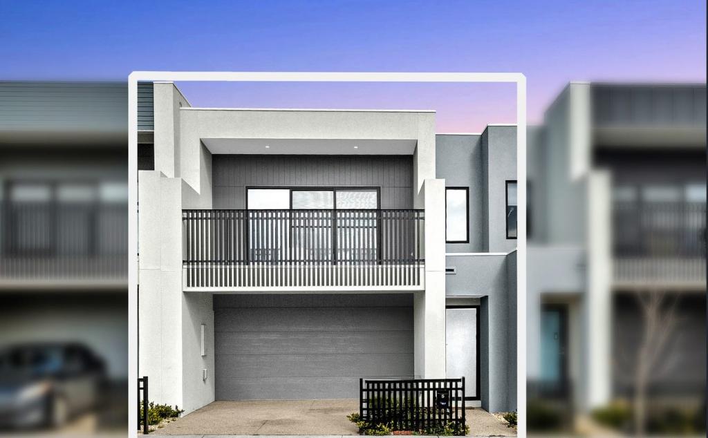 5 Eaglemont Dr, Strathtulloh, VIC 3338