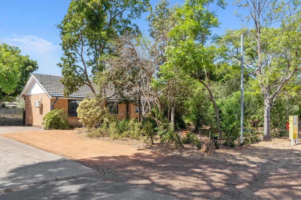 68 Heath Rd, Kalamunda, WA 6076