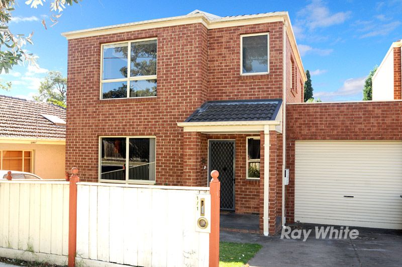 1/1 Garrisson Gr, Wantirna, VIC 3152