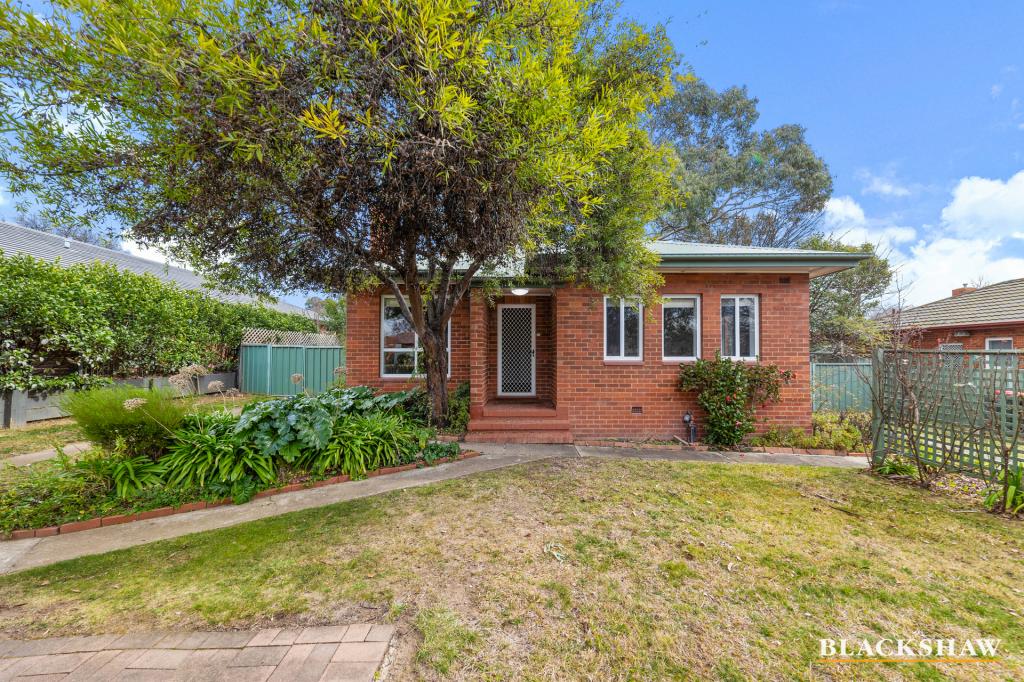 30 Mckinlay St, Narrabundah, ACT 2604