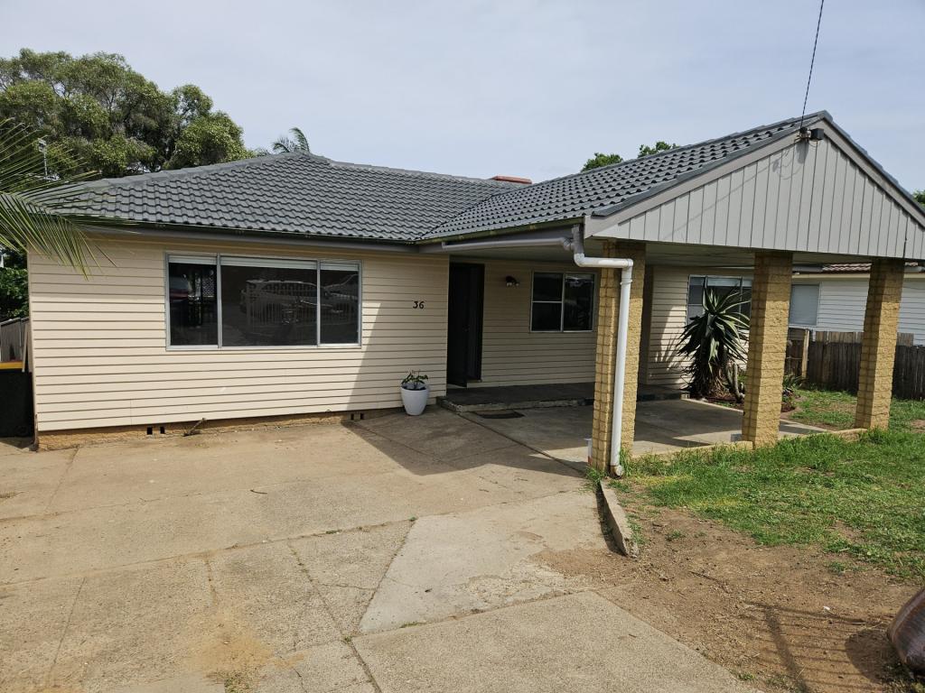 36 John St, South Tamworth, NSW 2340